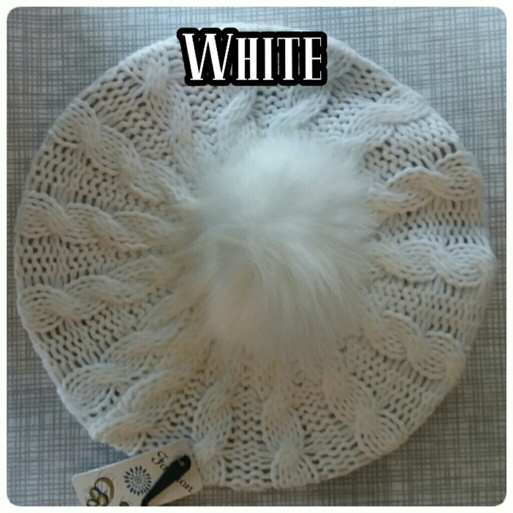 🔥5 COLORS!🔥 🍁KNIT POMPOM BERET!🍁 - Picture 7 of 8